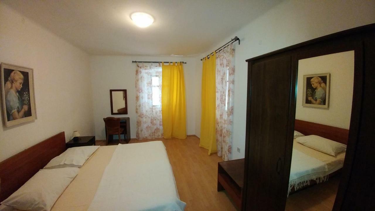 Guesthouse Boris Labin  Extérieur photo